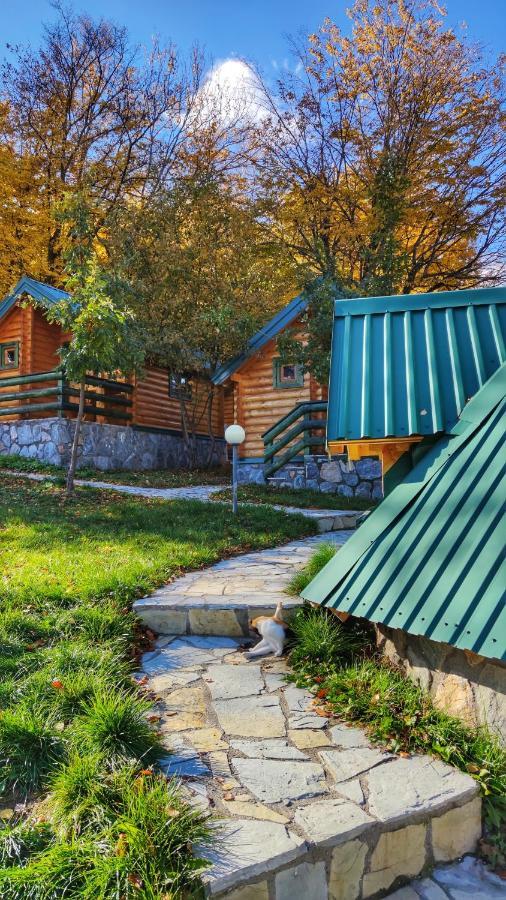Kozak Apartments & Restaurant Mojkovac Exteriör bild