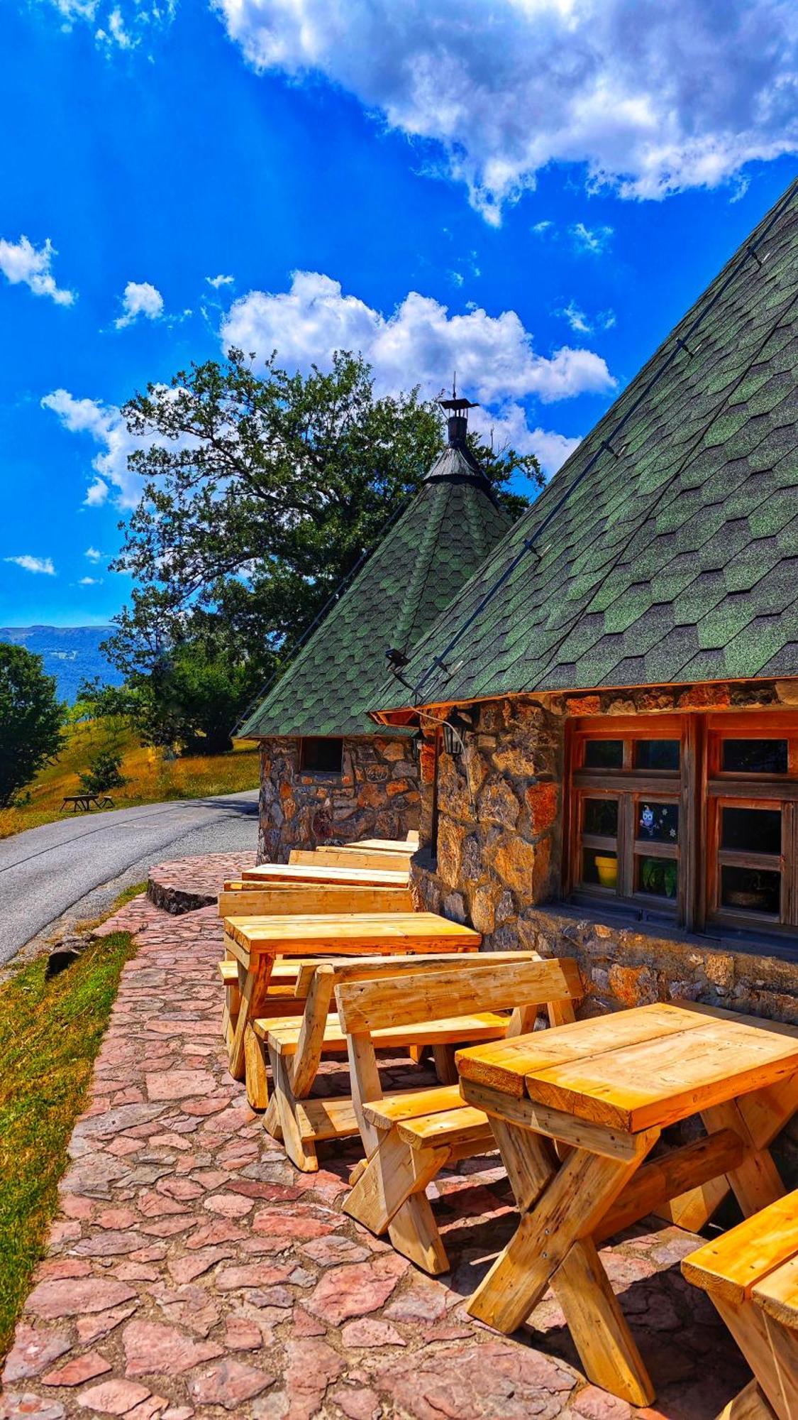 Kozak Apartments & Restaurant Mojkovac Exteriör bild