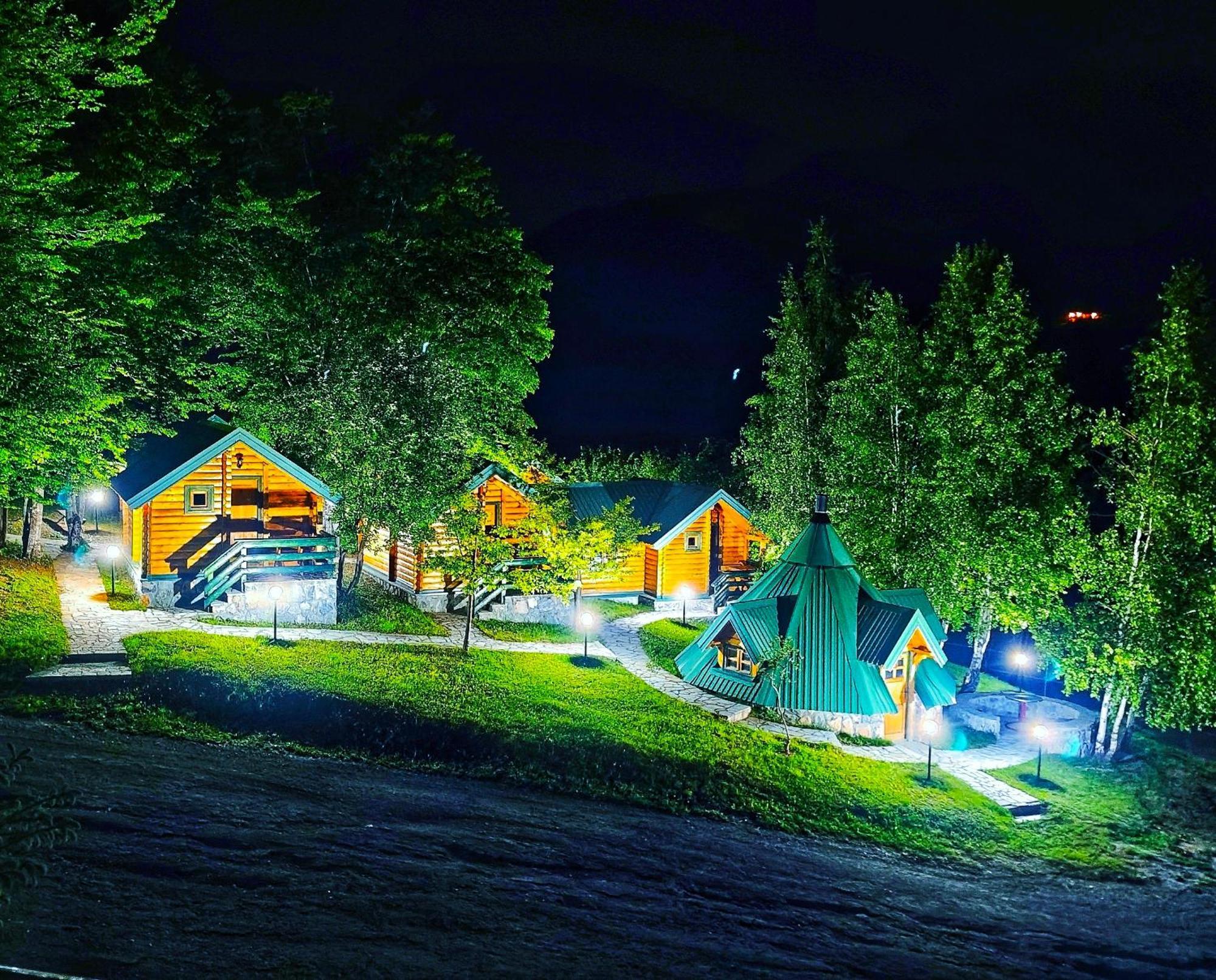 Kozak Apartments & Restaurant Mojkovac Exteriör bild