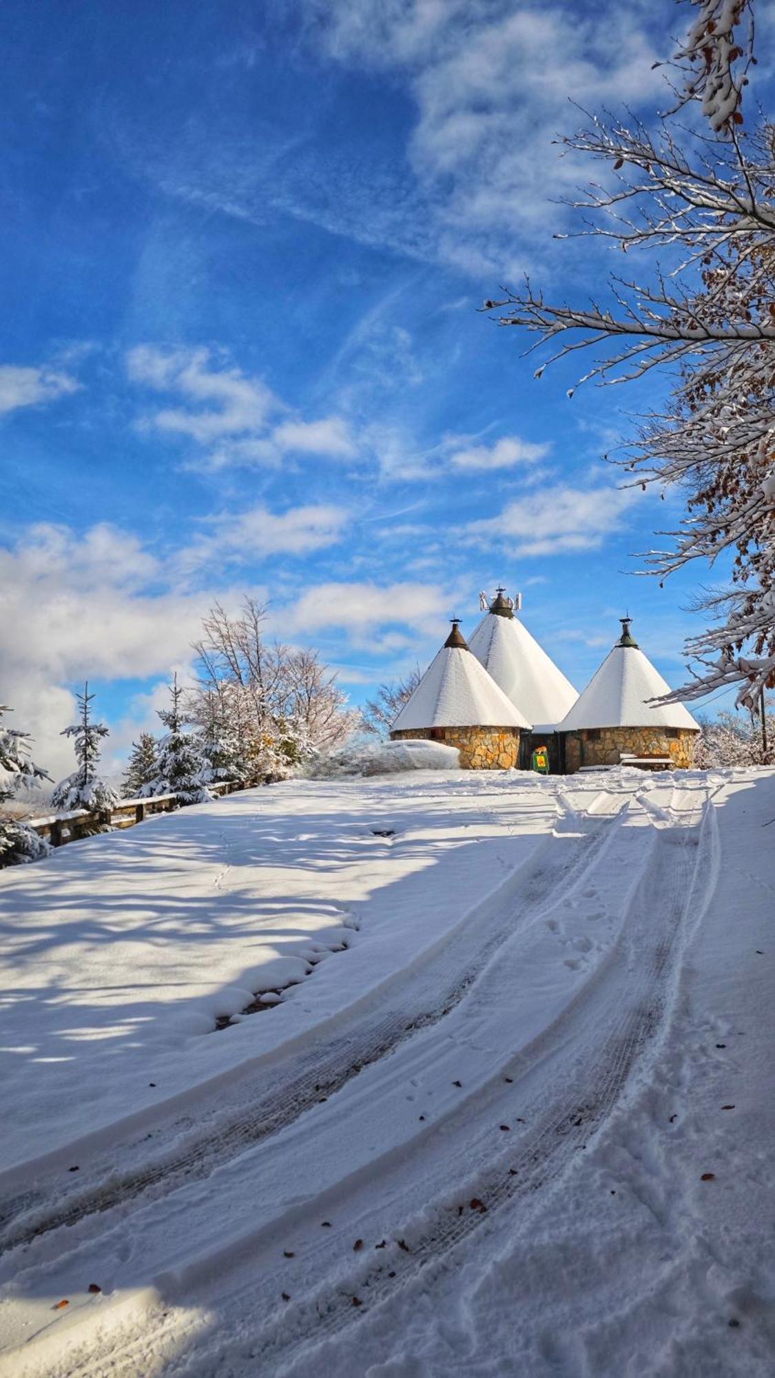 Kozak Apartments & Restaurant Mojkovac Exteriör bild
